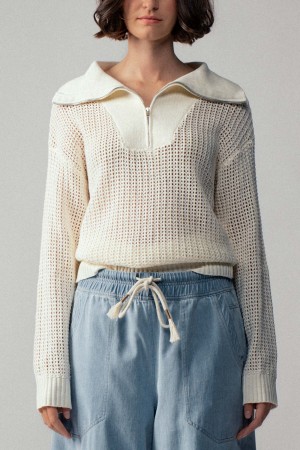 0043-8538<br/>Open-Knit Cream Quarter-Zip Sweater