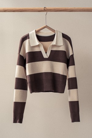 0436-0242<br/>Striped Knit Casual Tops with Collar Game Day Style