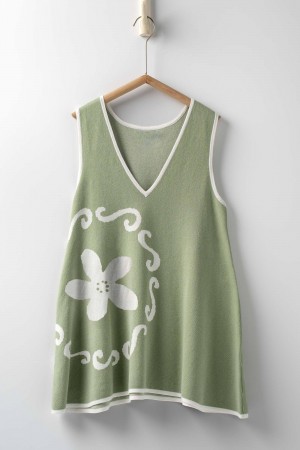 0716-3785<br/>Blossom Knit Tank Top